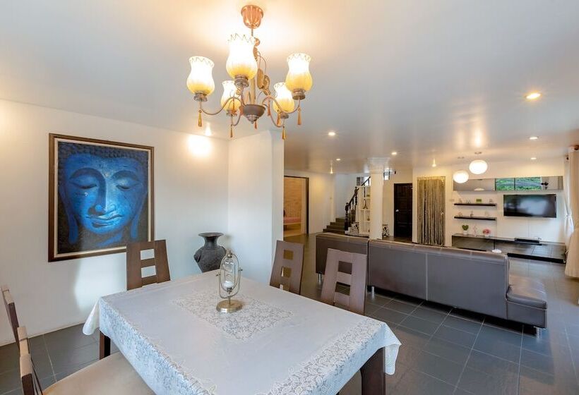 Вилла 3 Спальни с Бассейном, Club Bamboo Boutique Patong Beach Resort