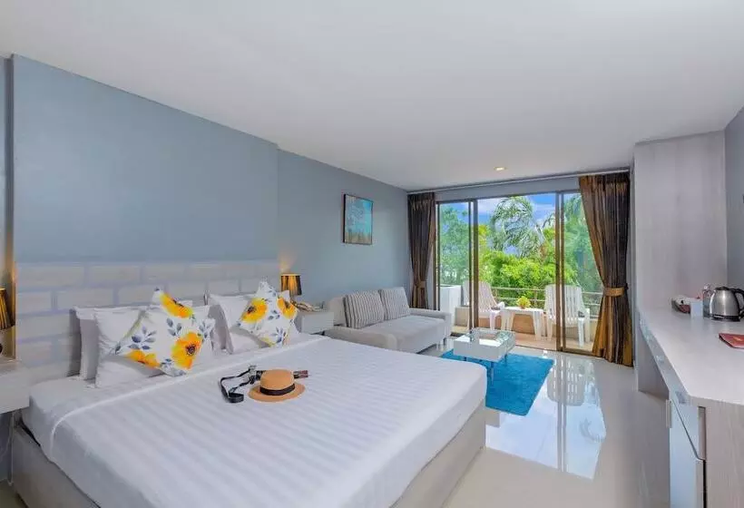 اتاق لوکس, Club Bamboo Boutique Patong Beach Resort