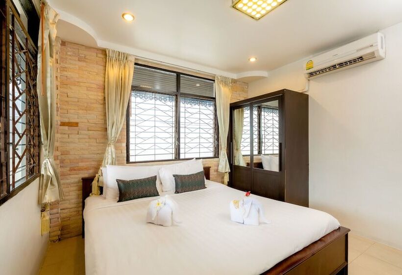 Вилла 3 Спальни с Бассейном, Club Bamboo Boutique Patong Beach Resort