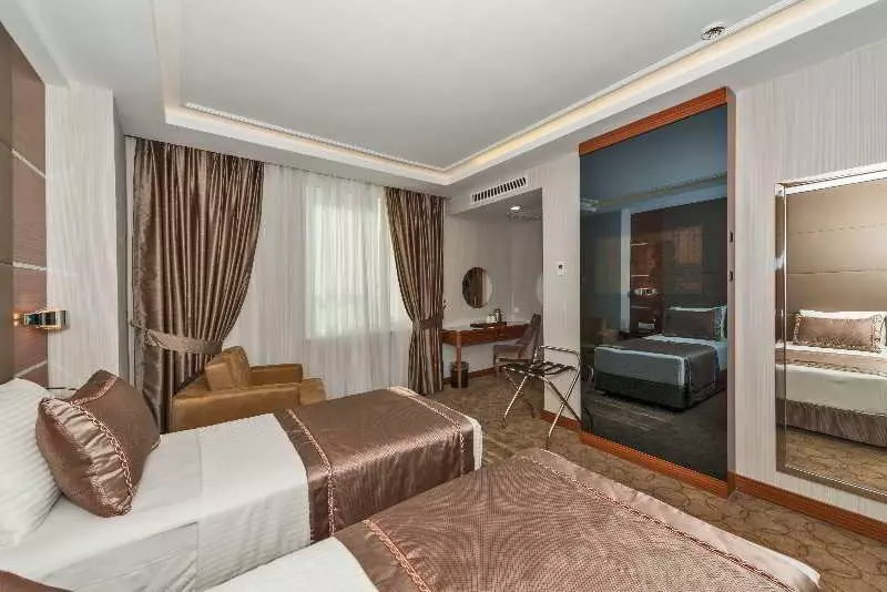 اتاق لوکس, Club Bamboo Boutique Patong Beach Resort
