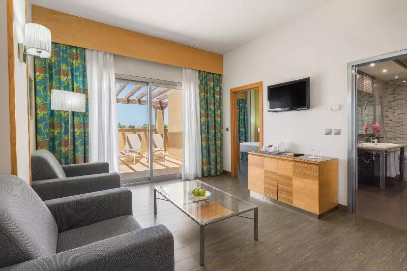 اتاق سوپریور, Club Bamboo Boutique Patong Beach Resort