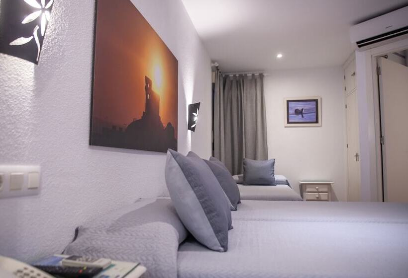 스탠다드 트리플 룸, Margaritas 21 Rooms