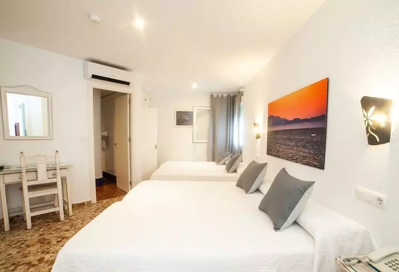 スタンダード4人部屋, Margaritas 21 Rooms