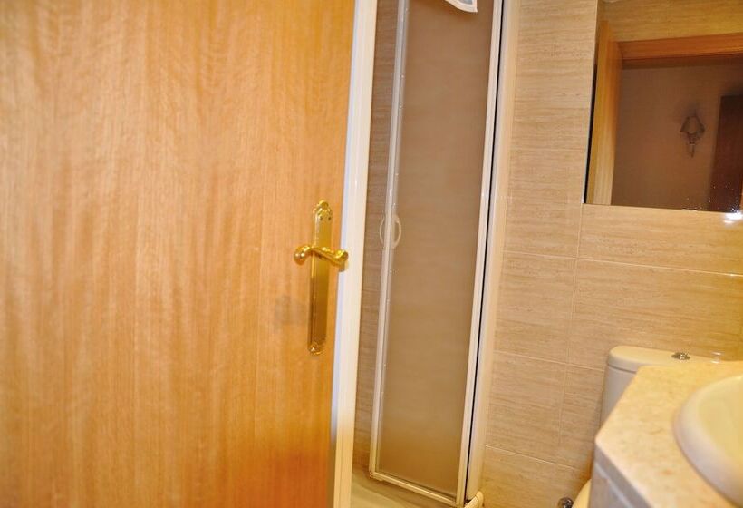 スタンダードルーム, Hostal Tafalla