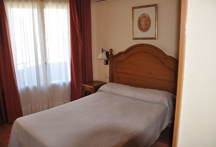 スタンダードルーム, Hostal Tafalla
