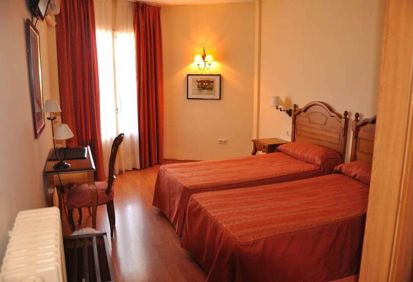 Номер Стандарт, Hostal Tafalla