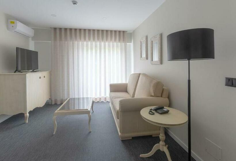 جناح ملكى, Afonso V & Spa