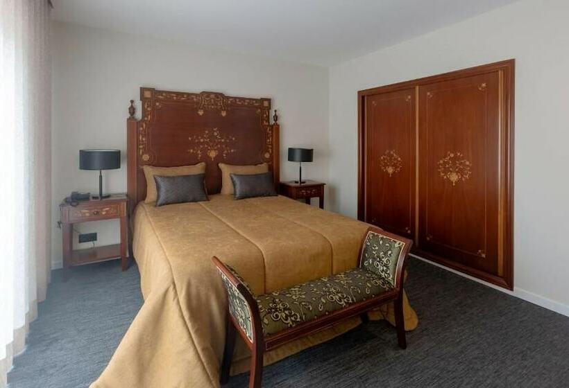 جناح ملكى, Afonso V & Spa