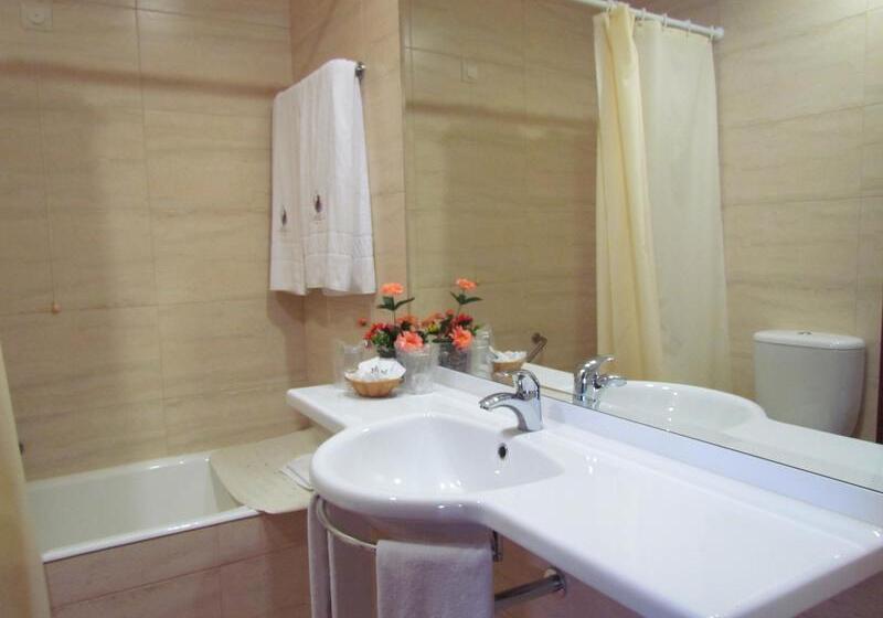 غرفة تنفيذية, Afonso V & Spa