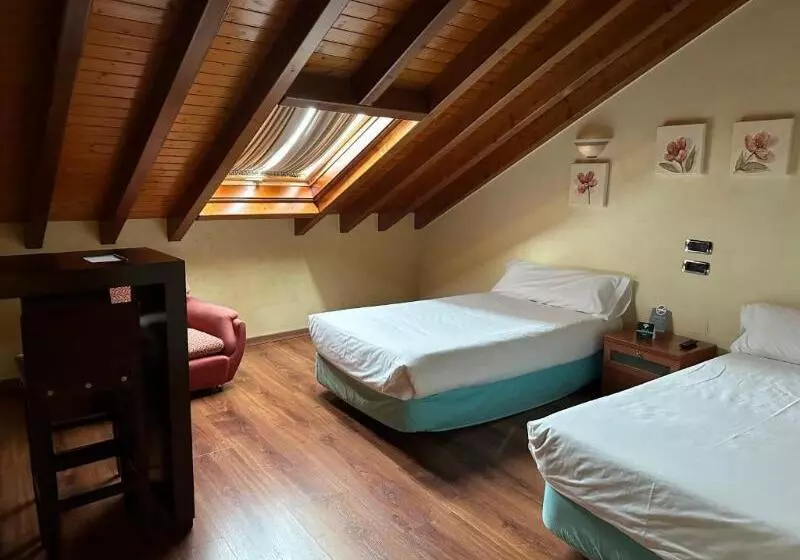 Chambre Standard, Alda Lalín