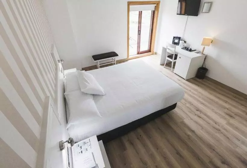 Deluxe Zimmer, Alfonso I