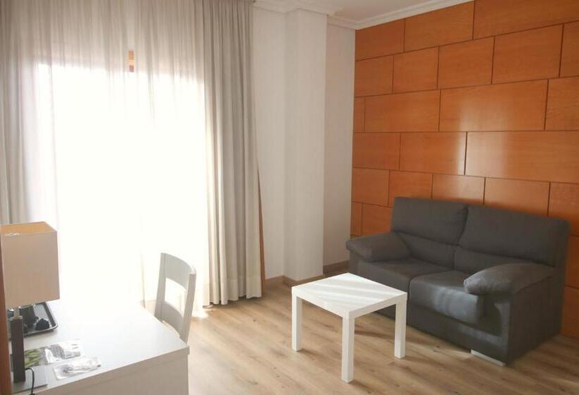 豪华房间, Alfonso I