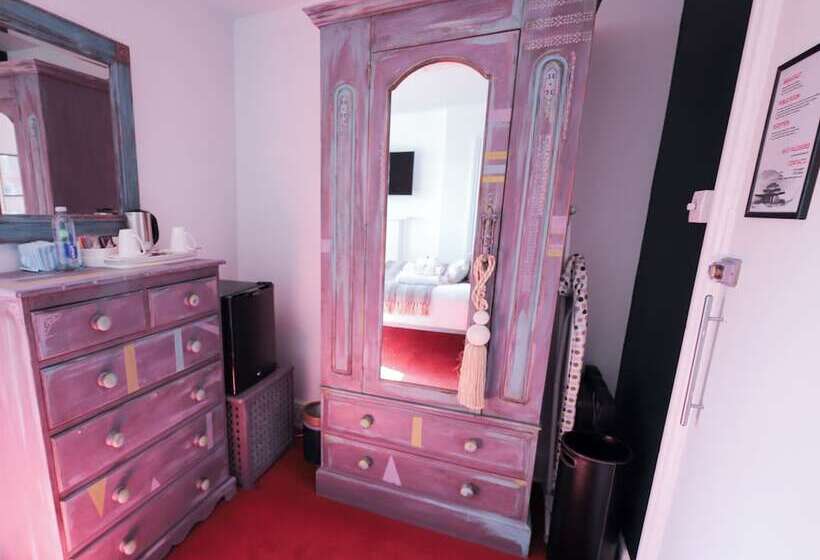 اتاق سوپریور, The Cavalaire