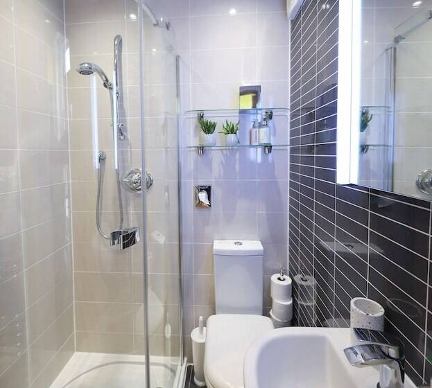 اتاق استاندارد, The Cavalaire