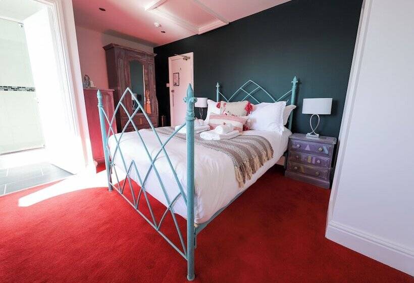 اتاق سوپریور, The Cavalaire