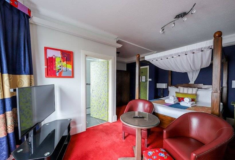 اتاق لوکس, The Cavalaire