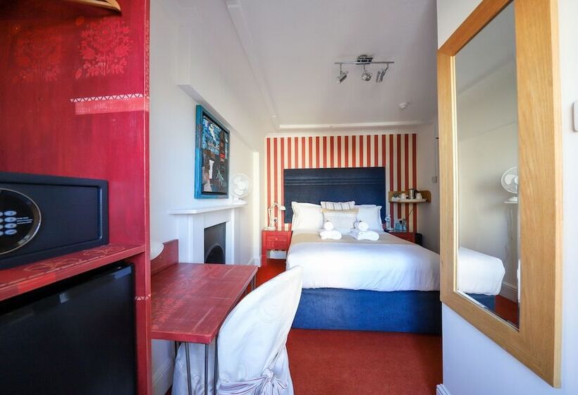 اتاق استاندارد, The Cavalaire