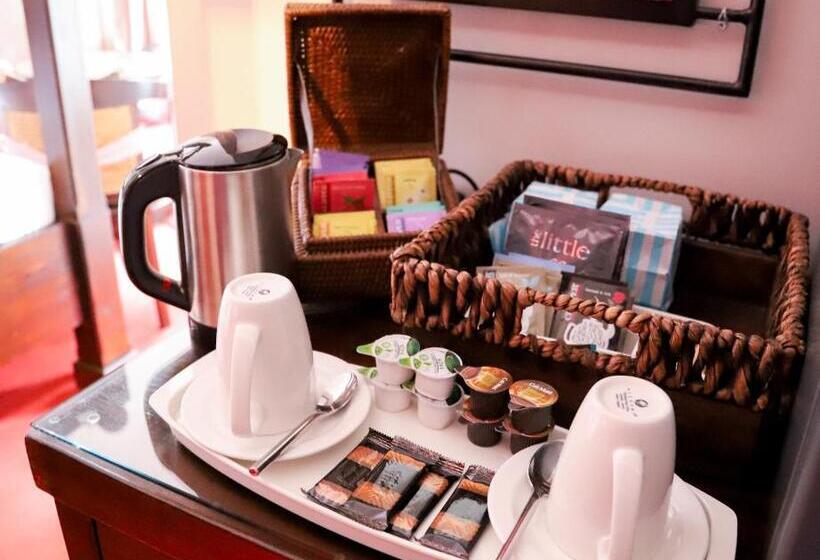 اتاق لوکس, The Cavalaire