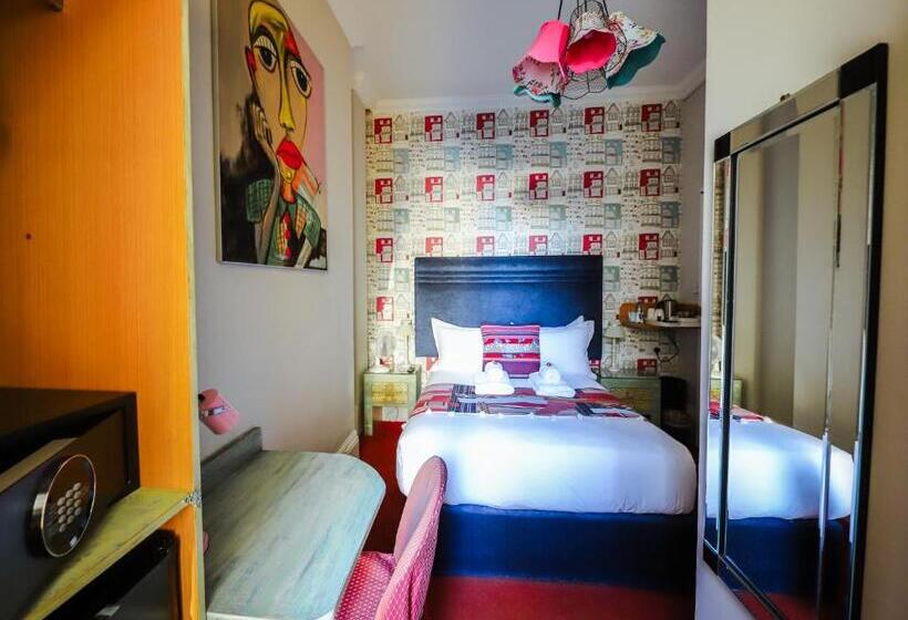 اتاق استاندارد, The Cavalaire