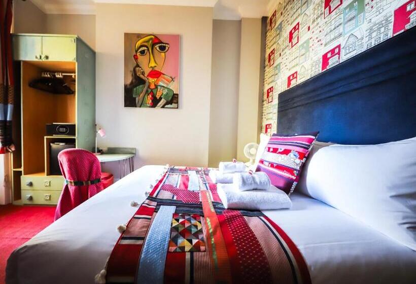 اتاق استاندارد, The Cavalaire