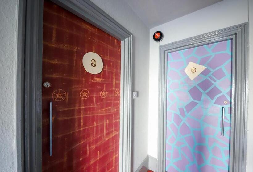 اتاق استاندارد, The Cavalaire