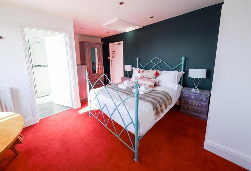 اتاق سوپریور, The Cavalaire