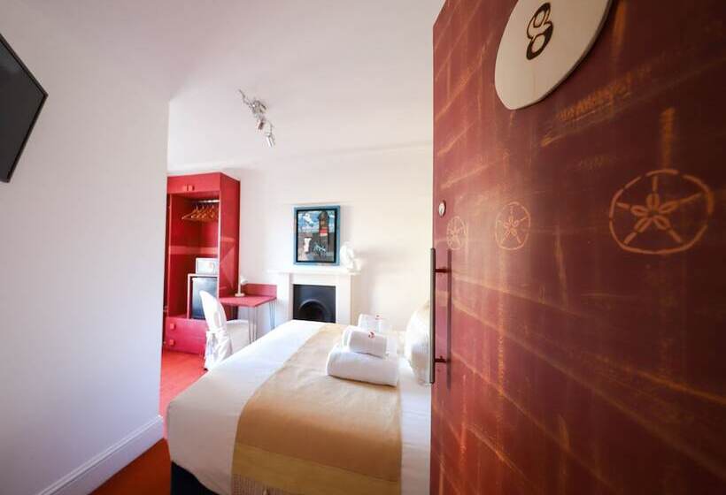 اتاق استاندارد, The Cavalaire