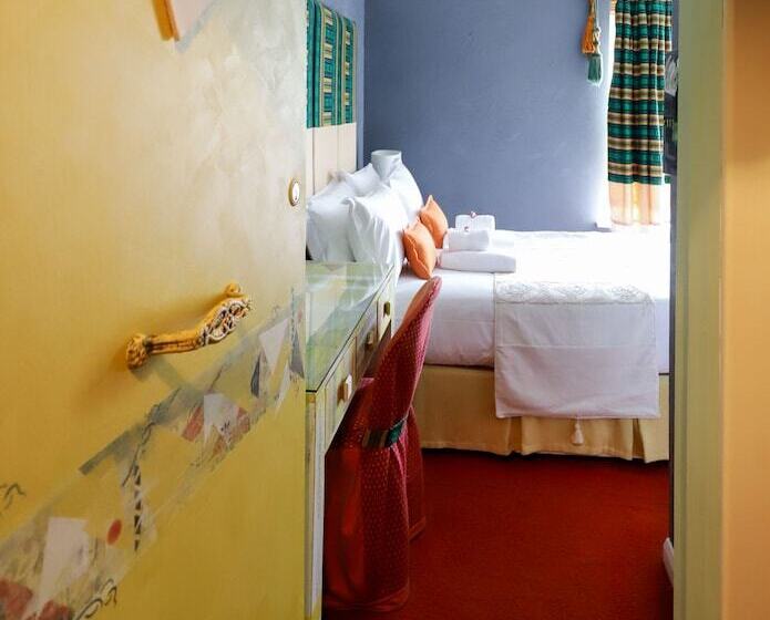 اتاق استاندارد, The Cavalaire