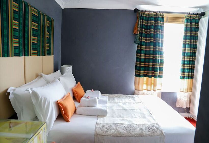 اتاق استاندارد, The Cavalaire