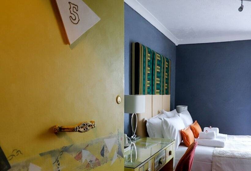 اتاق استاندارد, The Cavalaire