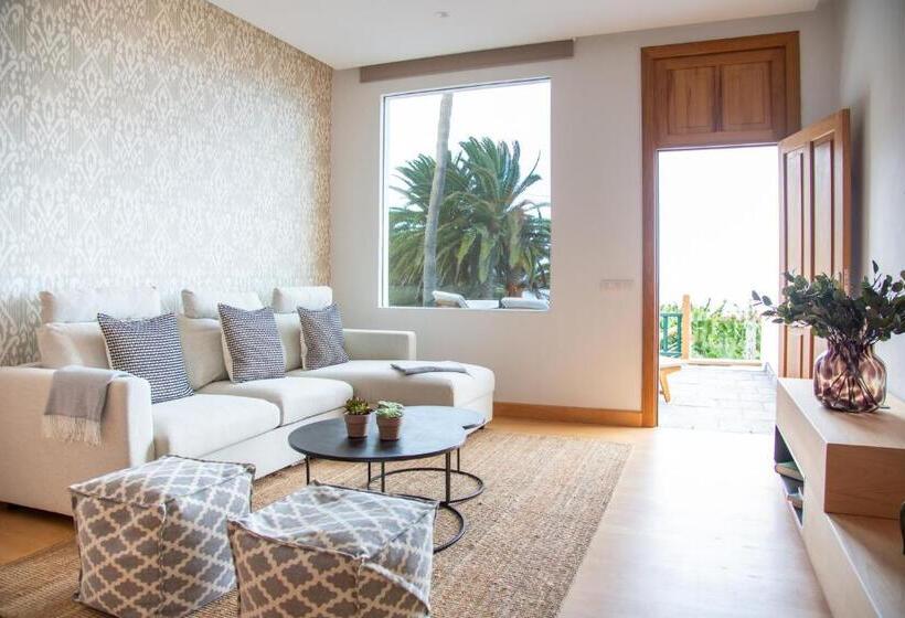 海景套房, El Patio