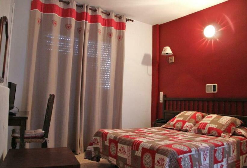 חדר סטנדרט, Garona