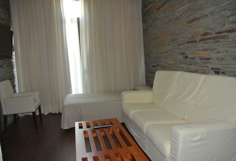 اتاق دوبلکس, Hospederia Parque De Monfragüe