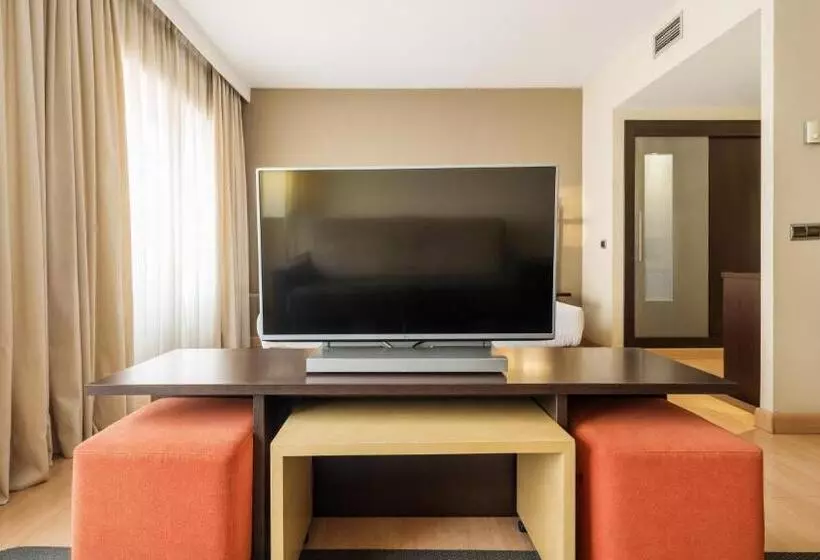 اتاق پرمیوم, Ilunion Suites Madrid
