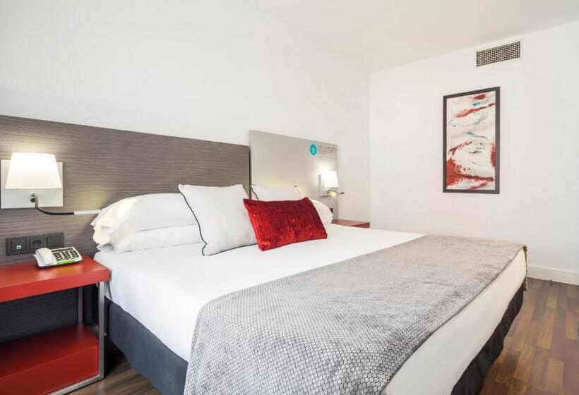 Номер Superior, Ilunion Suites Madrid