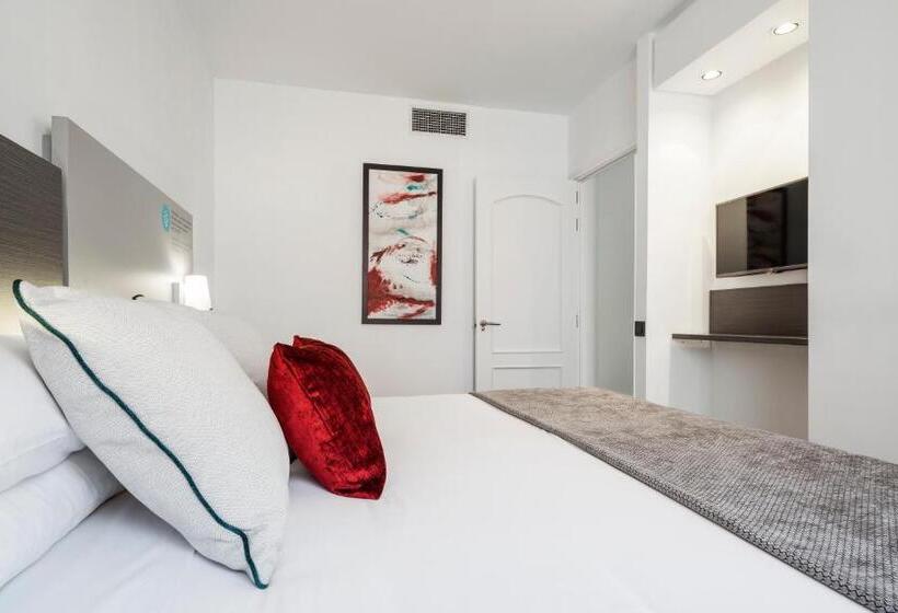 اتاق استاندارد چهار تخته, Ilunion Suites Madrid