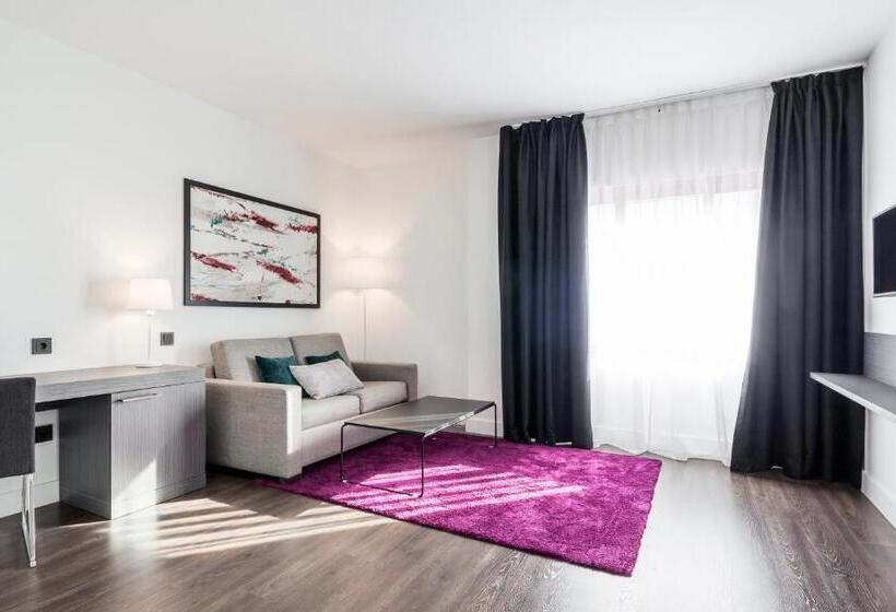 اتاق خانوادگی, Ilunion Suites Madrid