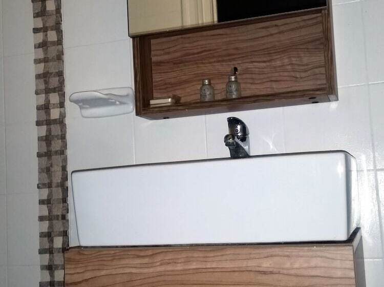 スタンダードルーム, New Arapey