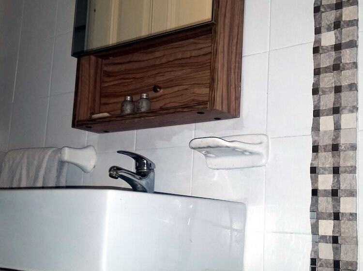 スタンダードルーム, New Arapey