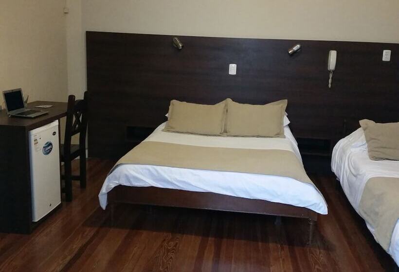 スタンダード4人部屋, New Arapey