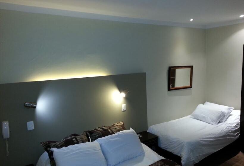 スタンダードトリプルルーム, New Arapey