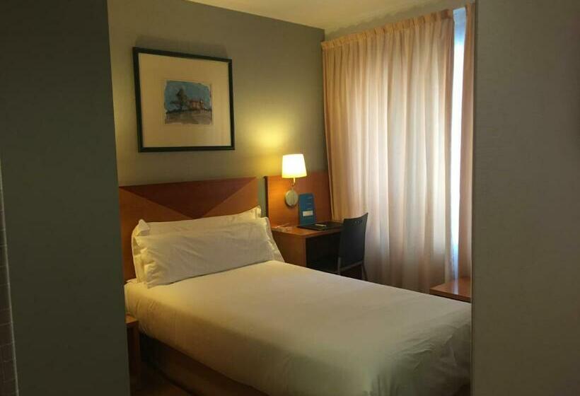 اتاق استاندارد یک نفره, Oca Villa De Aviles