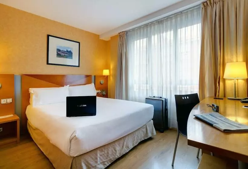 اتاق استاندارد یک نفره, Oca Villa De Aviles