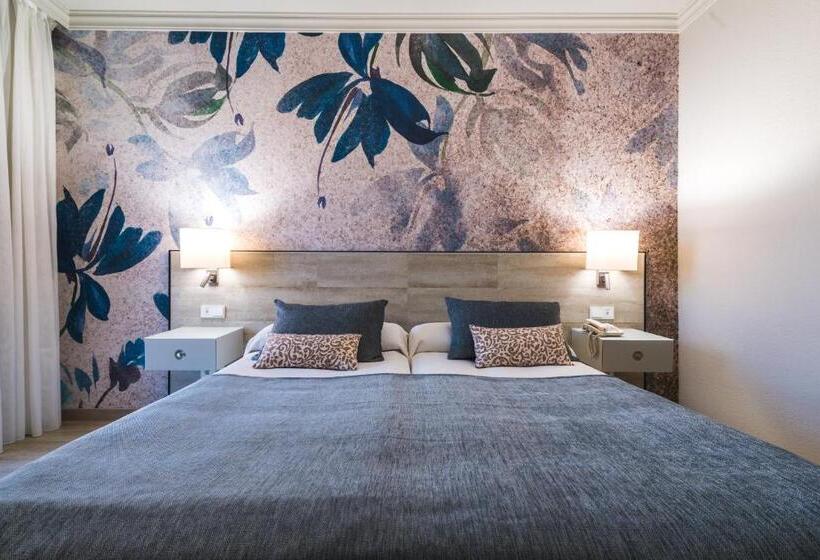 اتاق استاندارد سه نفره, Salles Hotel Málaga Centro