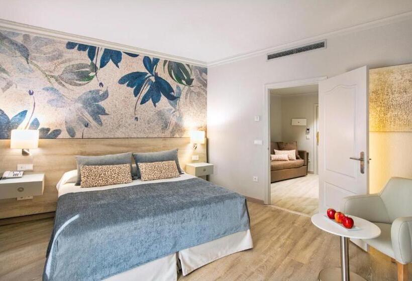 اتاق خانوادگی, Salles Hotel Málaga Centro