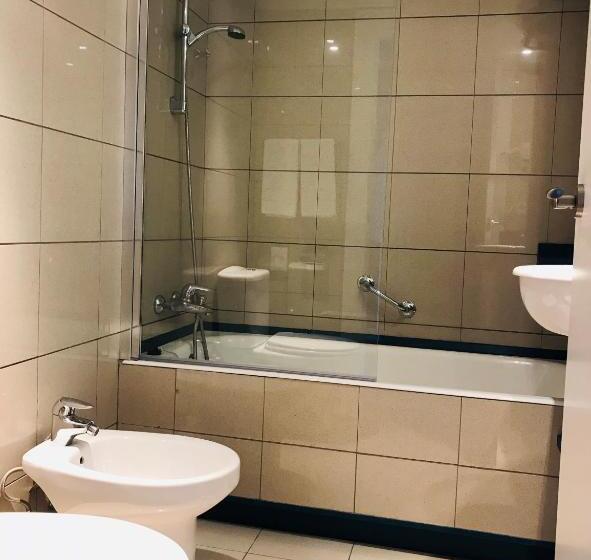 Четырехместный Номер Стандарт, Tres Torres Atiram Hotels