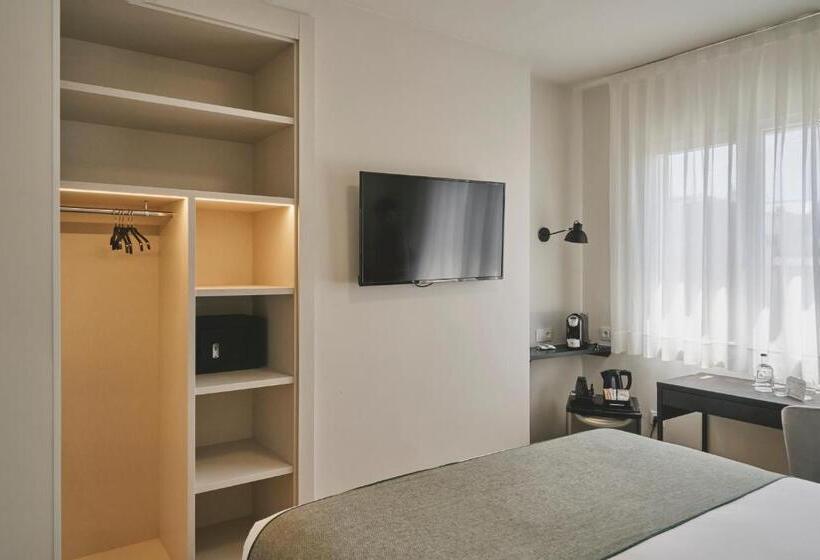 اتاق سوپریور, Tres Torres Atiram Hotels