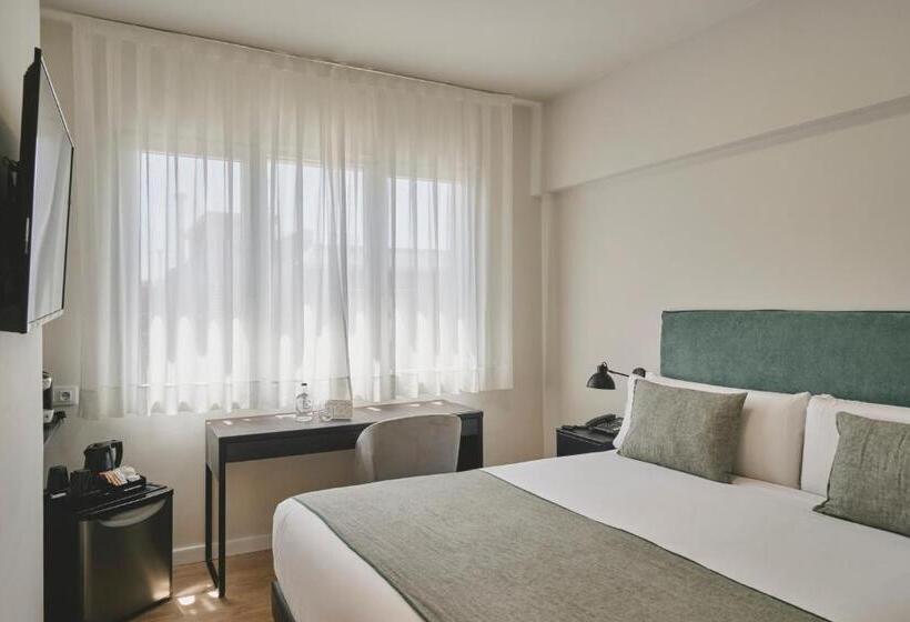 اتاق سوپریور, Tres Torres Atiram Hotels