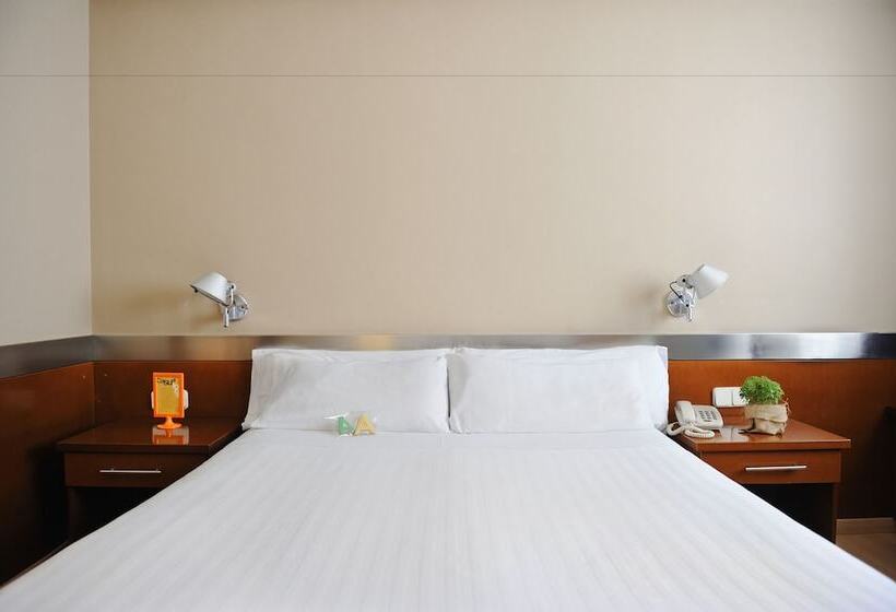 اتاق استاندارد, Tres Torres Atiram Hotels