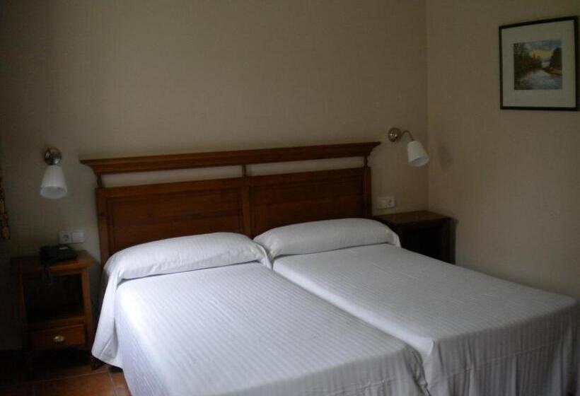 اتاق استاندارد یک نفره, Xalet Verdu